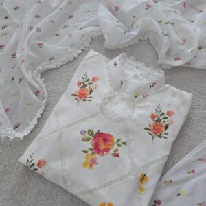 FARIDA HASSAN-WHITE (3XL)